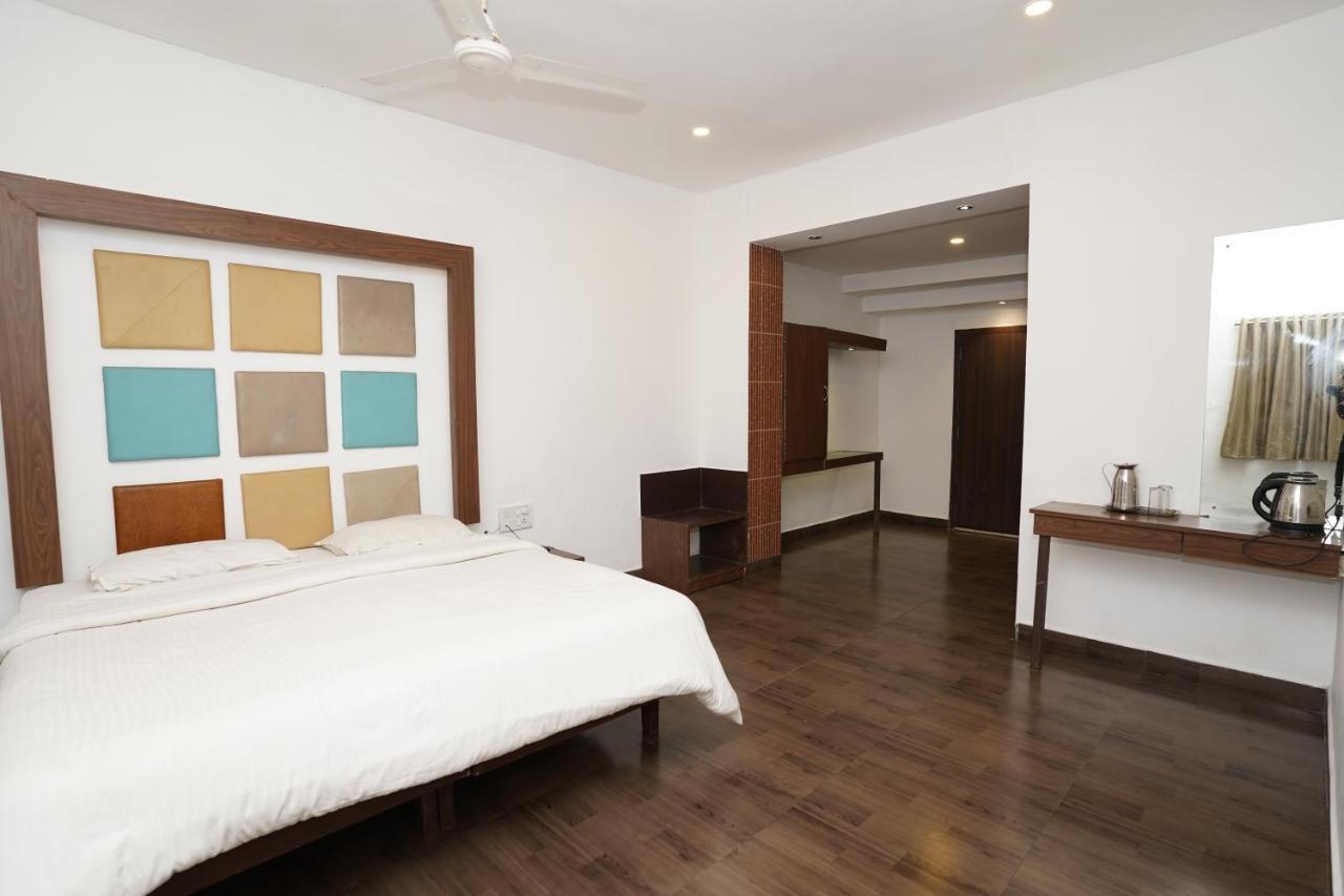 Zeenath Taj Gardens Yelagiri Eksteriør billede
