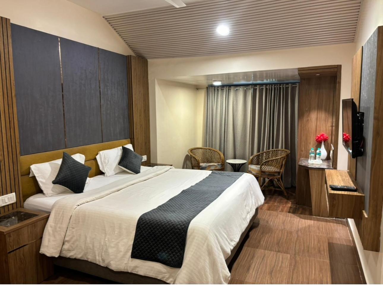 Zeenath Taj Gardens Yelagiri Eksteriør billede